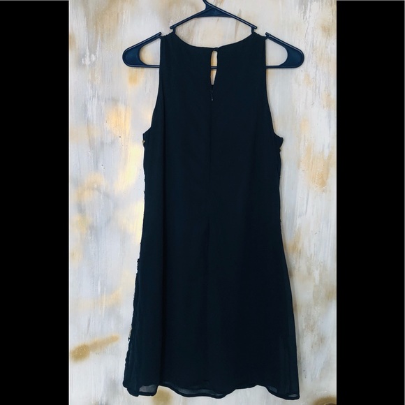 GRAC’IA Sequins New Year celebration Party Dress. - Picture 5 of 8